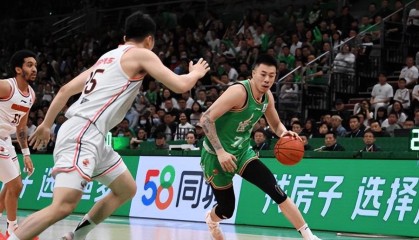 张镇麟离开辽篮，永久转会上海队！看辽宁球迷是怎么评论的